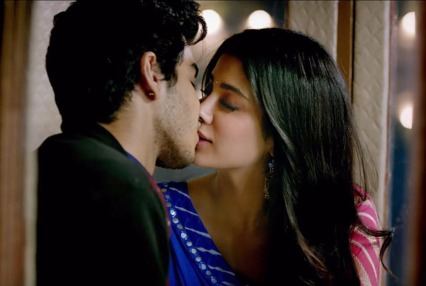 Dhadak Completes 2 Years: Ishaan Khatter And Janhvi Kapoor’s Romantic Dialogues 3 “mujhe pappi chahiaa…. pappi… matlab kutte ka ek chhota bachcha”