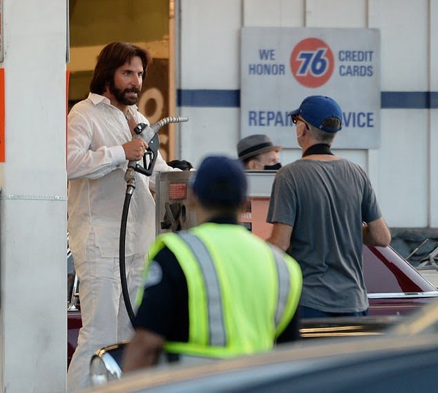 Bradley Cooper To Feature In Paul Thomas Anderson'S '70S Inspired Film 1 bradley cooper to feature in paul thomas andersons 70s inspired film 1