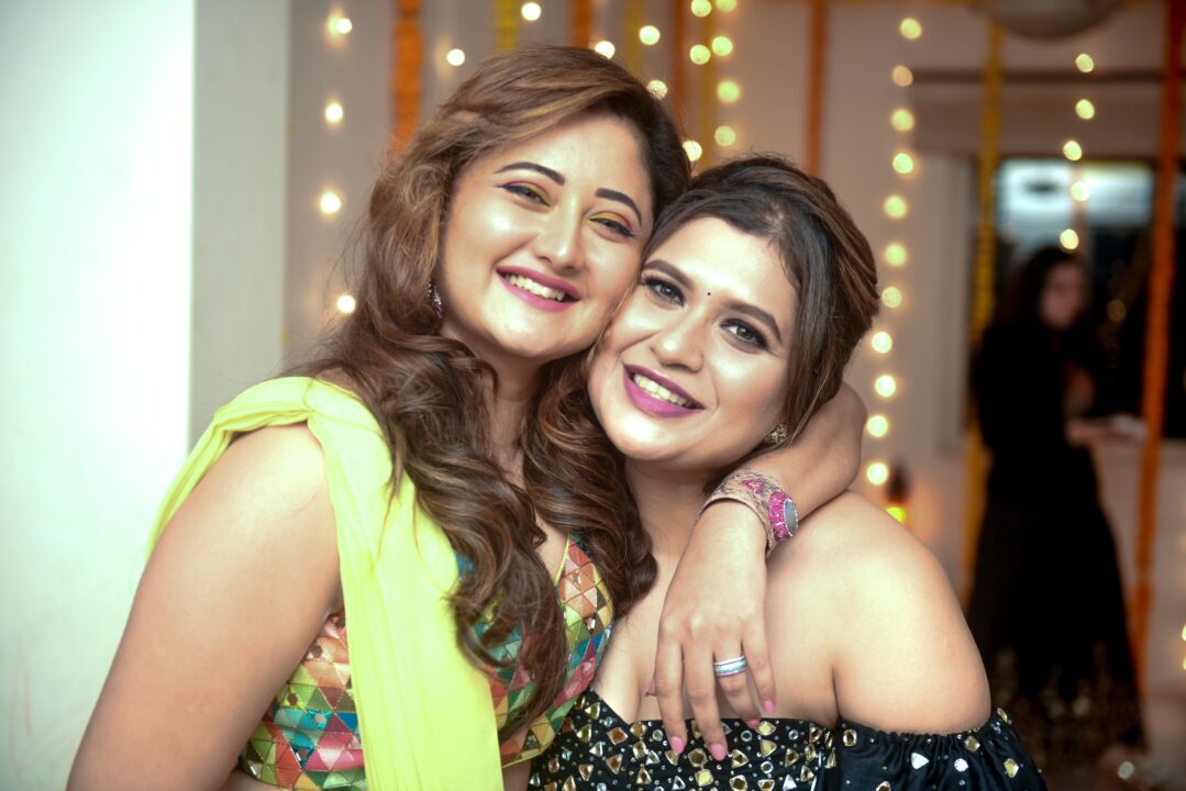 rashami desai with manali jagtap