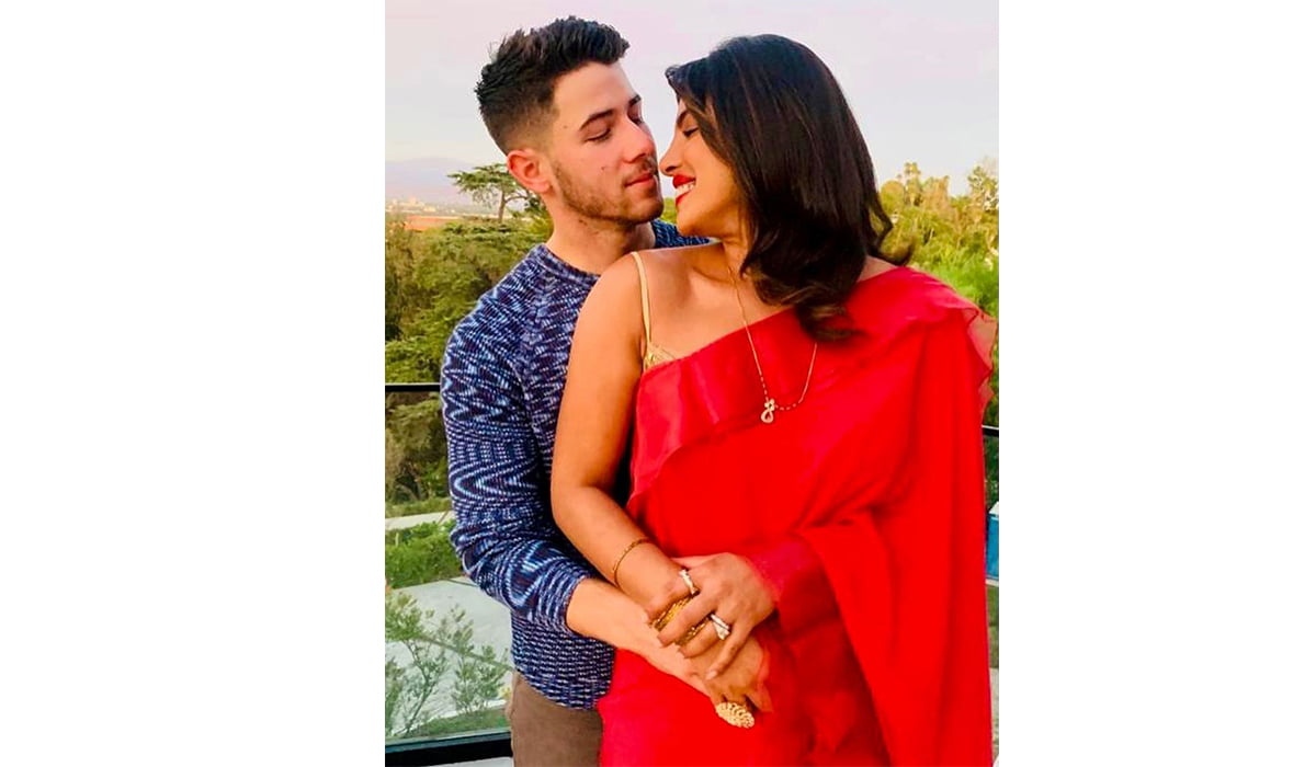 Priyanka Chopra-Nick Jonas look deeply in love in Karwa Chauth photos