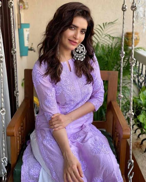 Rubina Dilaik, Shilpa Shetty And Rashami Desai And Other Celebs Who Will Make Lavender Your New Favourite Colour 3 karishma tanna who rocked the lavender colour